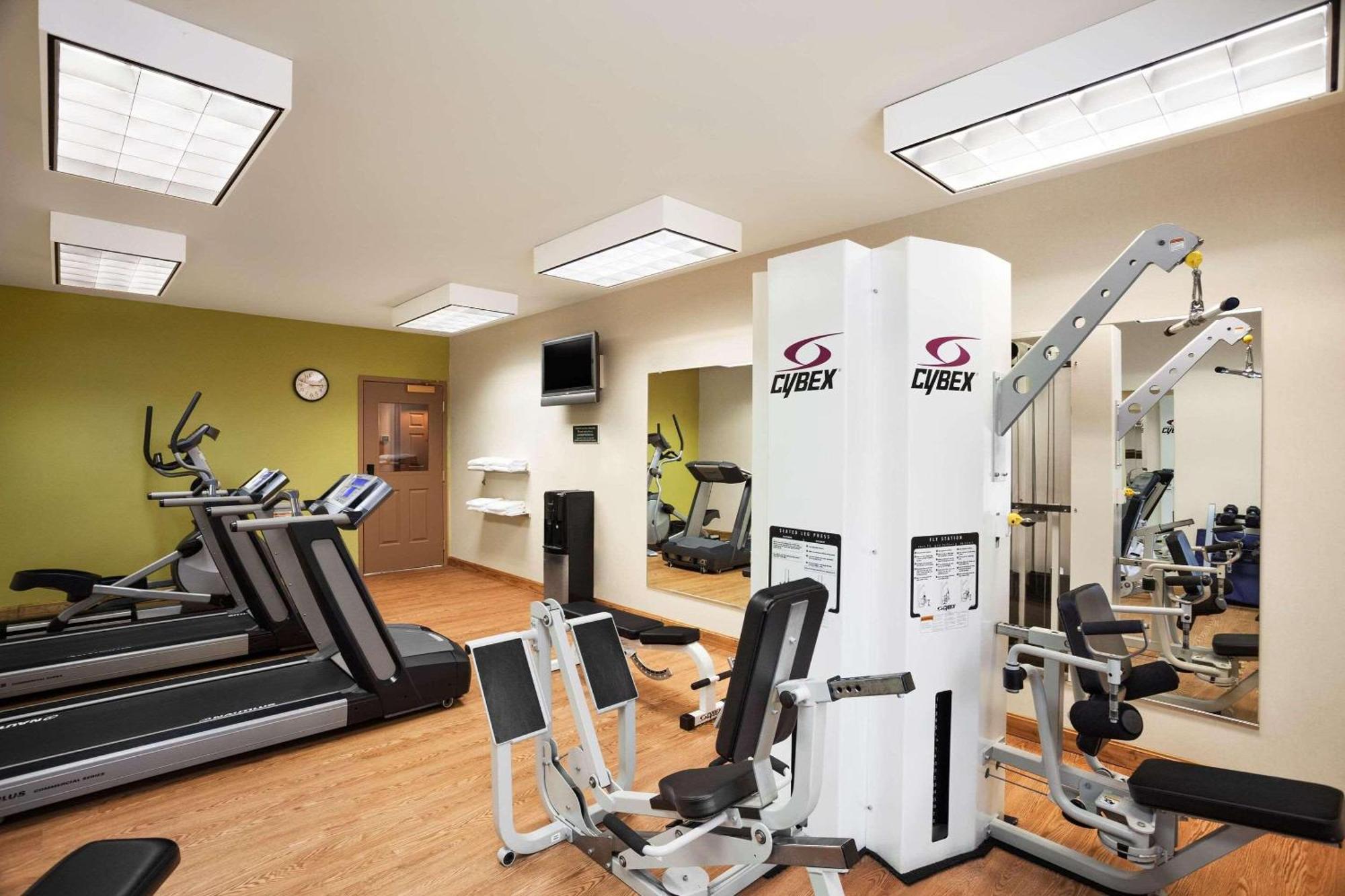 Four Points By Sheraton Bedford Manchester Airport Eksteriør billede